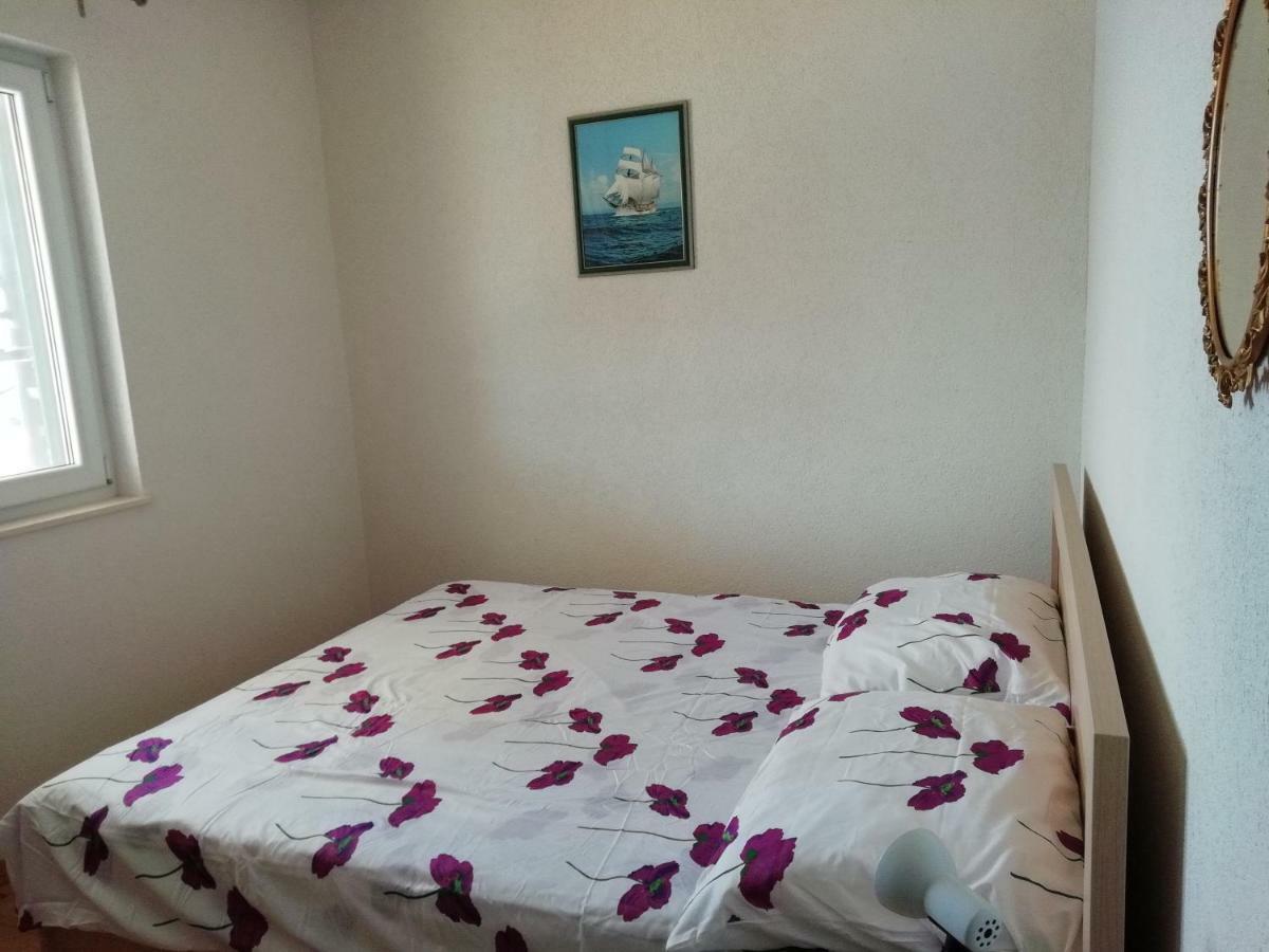 Apartment Zdene Rogoznica  Luaran gambar